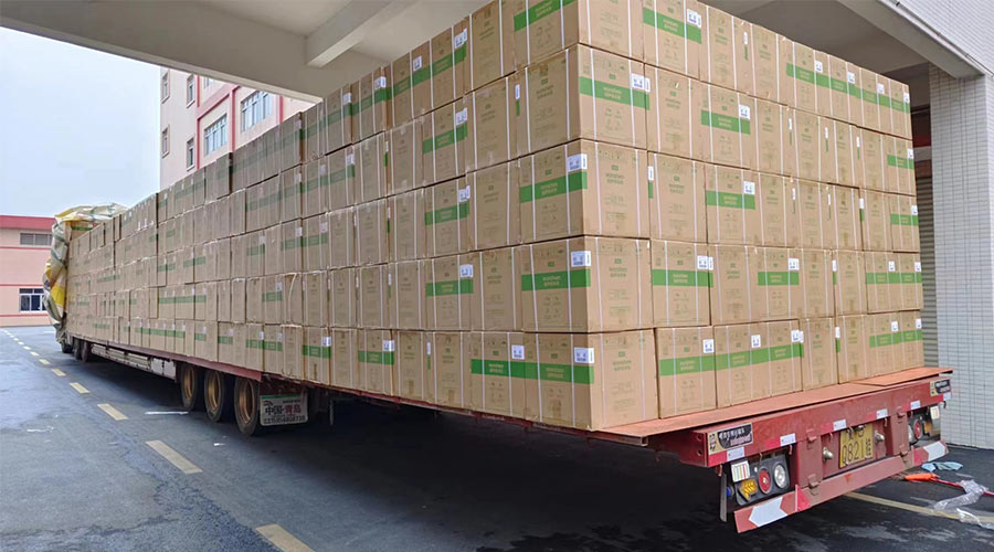 場(chǎng)面壯觀！國內(nèi)某知名品牌客戶2000臺(tái)波輪洗衣機(jī)高效裝柜完畢