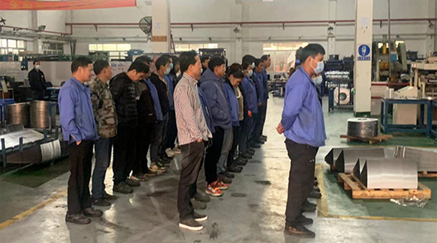 保健康 趕生產！金環(huán)電器早會叮囑員工注意防疫