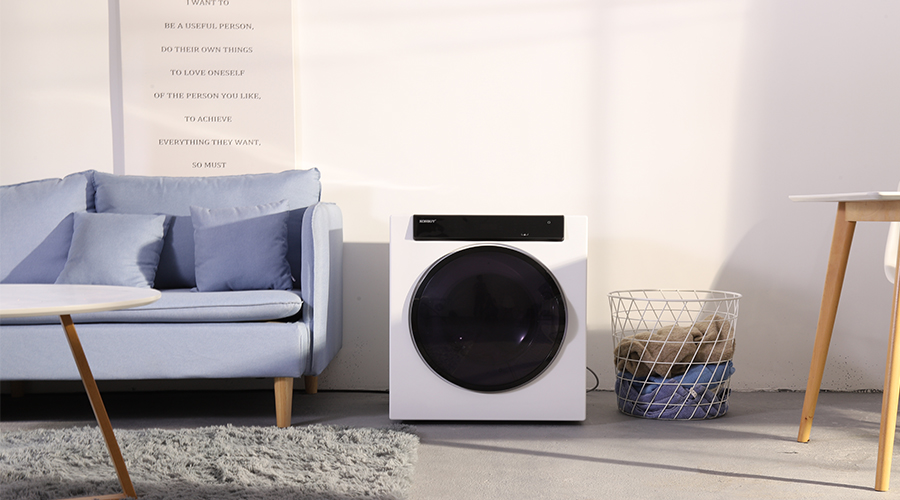 羽絨服，到底該不該用滾筒干衣機(jī)進(jìn)行烘干？